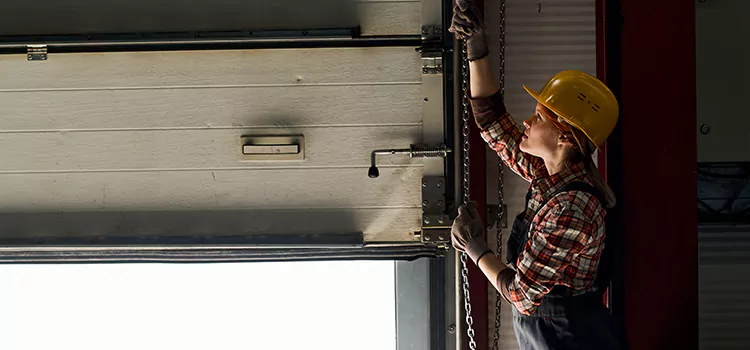 Addressing Common Garage Door Stoppage Issues in Darien, CT